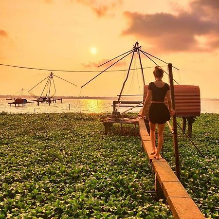Kallanchery Retreat Kochi Екстериор снимка