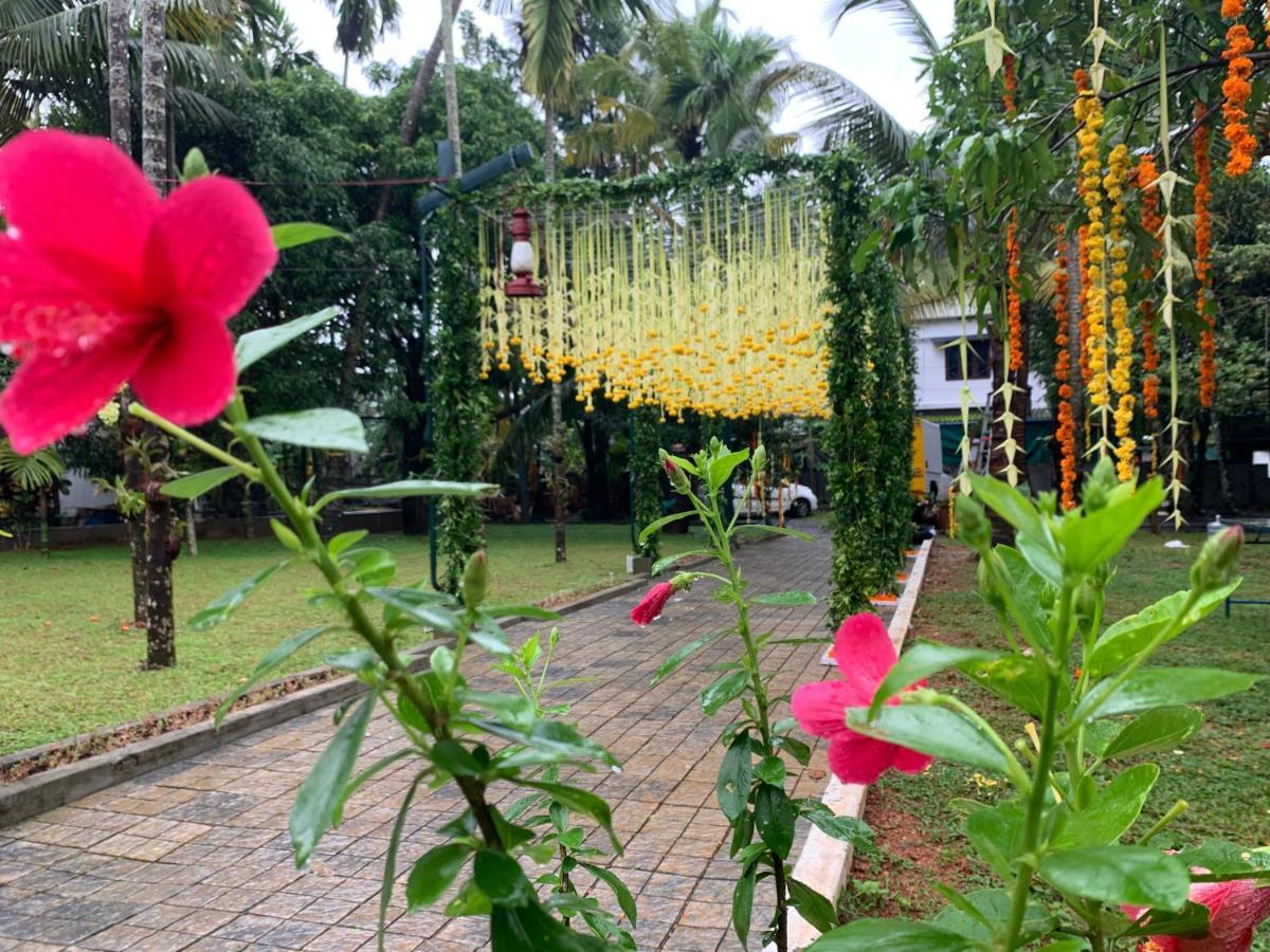 Kallanchery Retreat Kochi Екстериор снимка