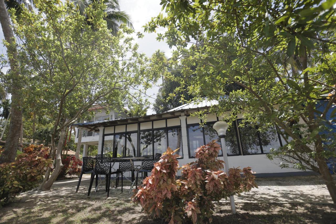 Kallanchery Retreat Kochi Екстериор снимка